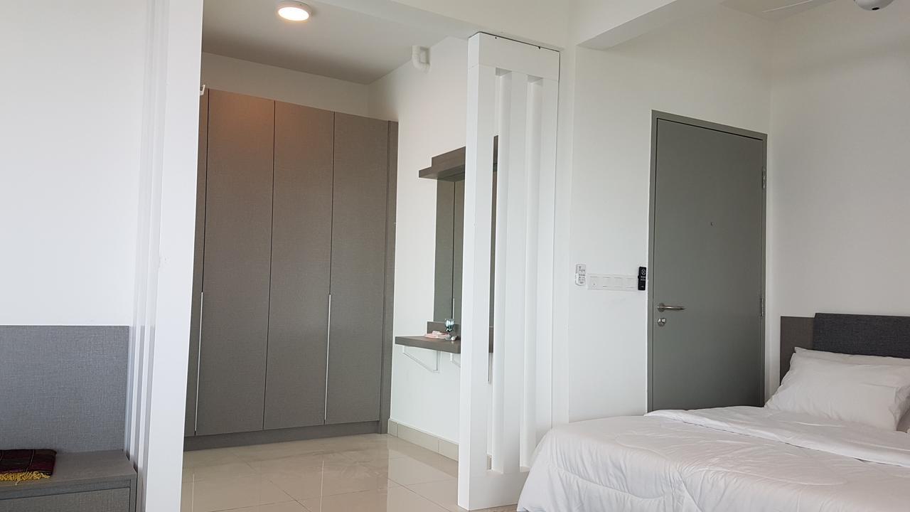 Evo Soho Duplex Suites Bangi Bagian luar foto